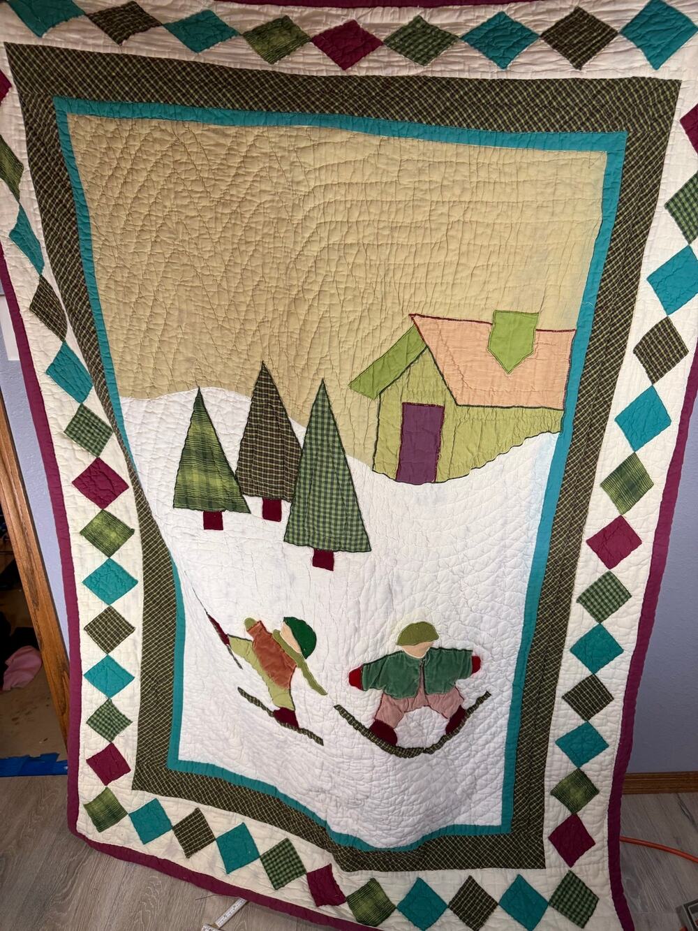 Vintage Winter Skiing Appliqué Throw Quilt 52x72 Cabin Lodge Folk Art Blanket